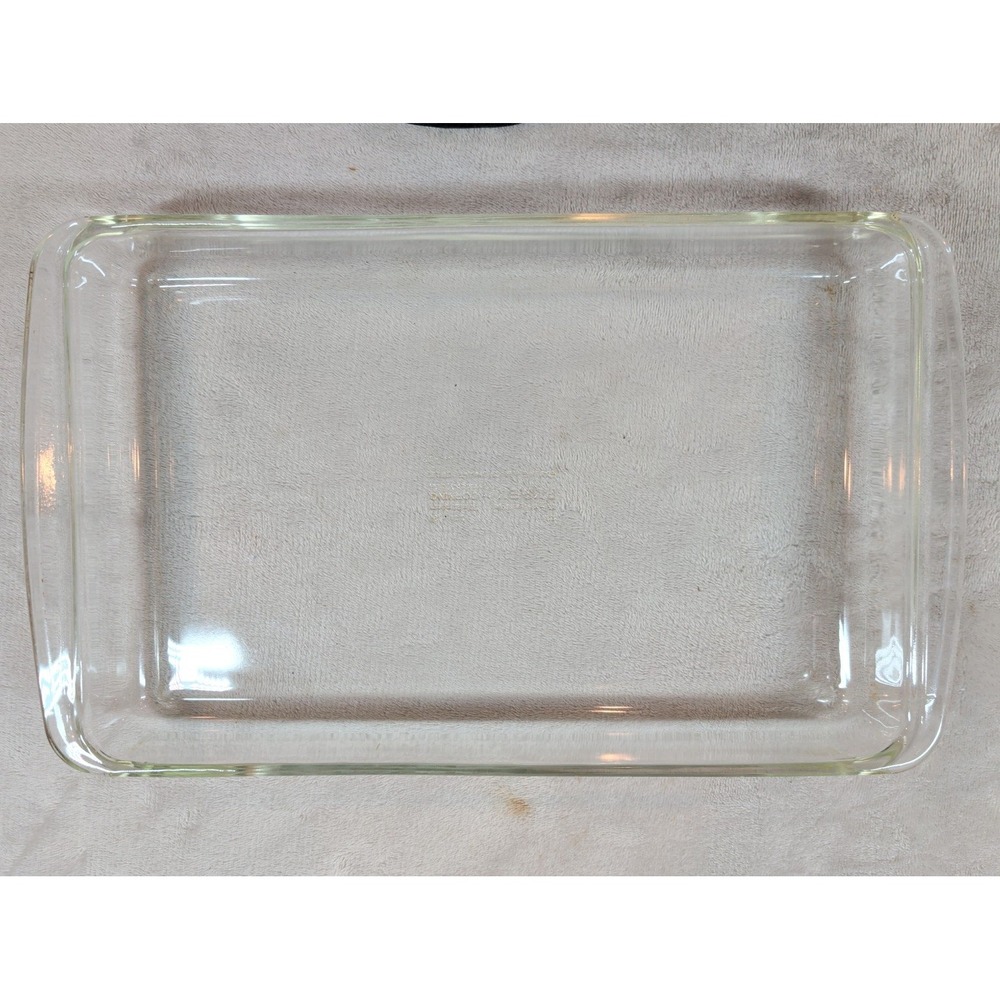 Pyrex 232 Clear Glass Rectangular Baking Dish 2 Quart Roaster Pan 13x8x2 USA - Picture 2 of 6